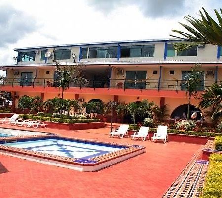 Hotel Villa Karen Puerto Gaitán Buitenkant foto